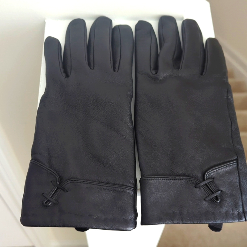 Thermalast Jessica Style Gloves Like New